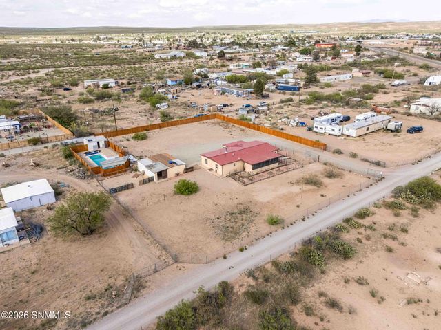 12290 Carr Lane, Radium Springs, NM 88054