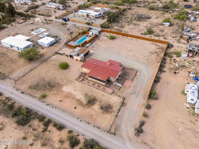 12290 Carr Lane, Radium Springs, NM 88054