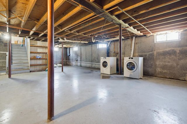 167 Alexander Drive, Manchester, NH 03109