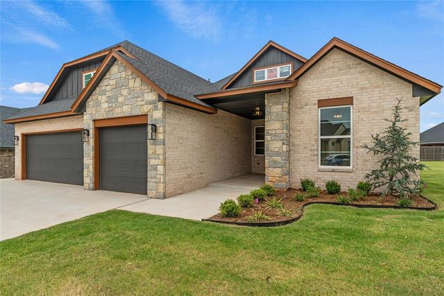 11725 NW 105th Street, Yukon, OK 73099