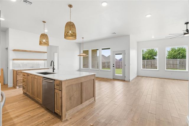 11725 NW 105th Street, Yukon, OK 73099