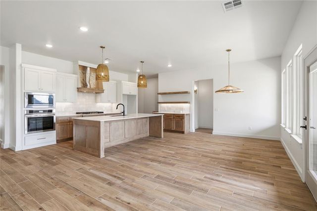 11725 NW 105th Street, Yukon, OK 73099