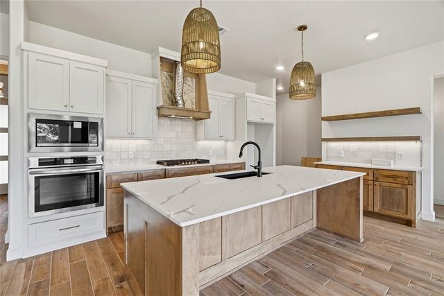 11725 NW 105th Street, Yukon, OK 73099