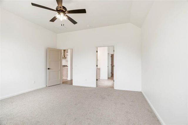 11725 NW 105th Street, Yukon, OK 73099