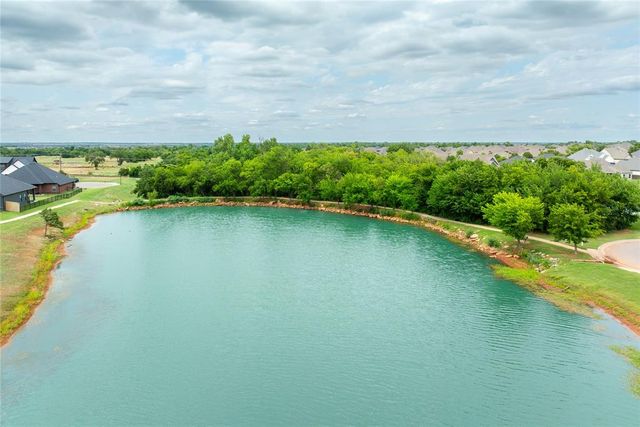 11725 NW 105th Street, Yukon, OK 73099