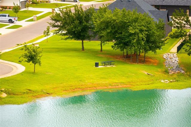 11725 NW 105th Street, Yukon, OK 73099