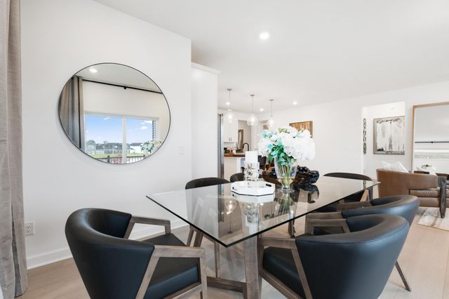 20132 Ginseng Way, Lakeville, MN 55044