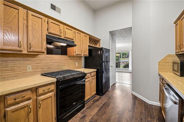 3510 Steve Drive NW, Marietta, GA 30064