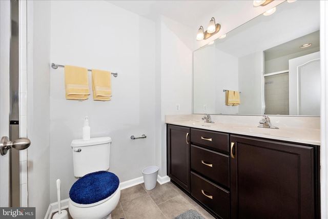 205 UNION RIDGE DR, Charles Town, WV 25414