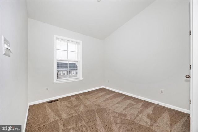 205 UNION RIDGE DR, Charles Town, WV 25414