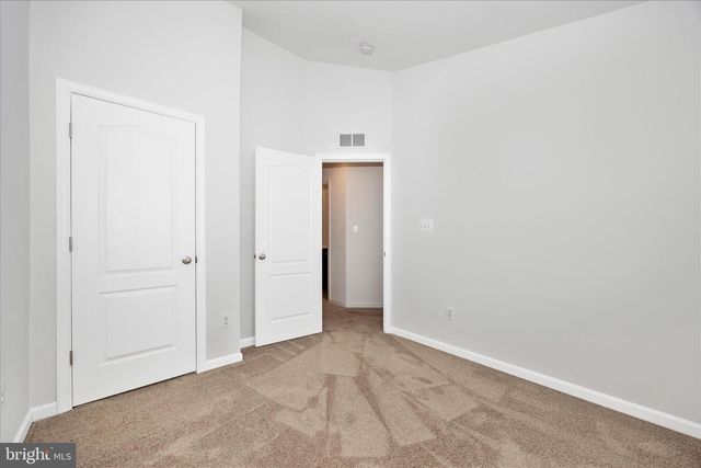 205 UNION RIDGE DR, Charles Town, WV 25414