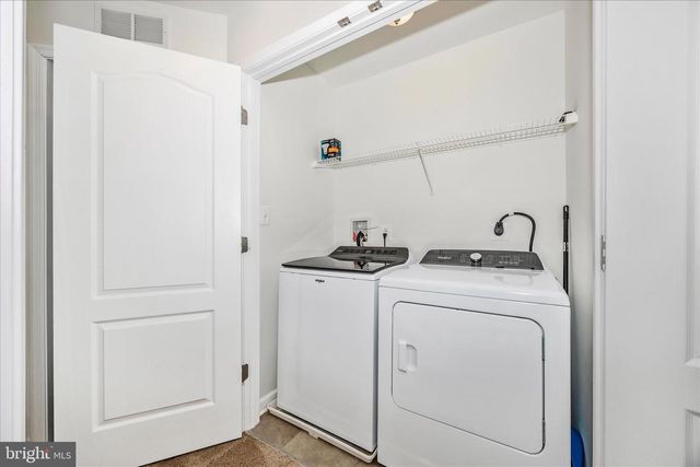 205 UNION RIDGE DR, Charles Town, WV 25414