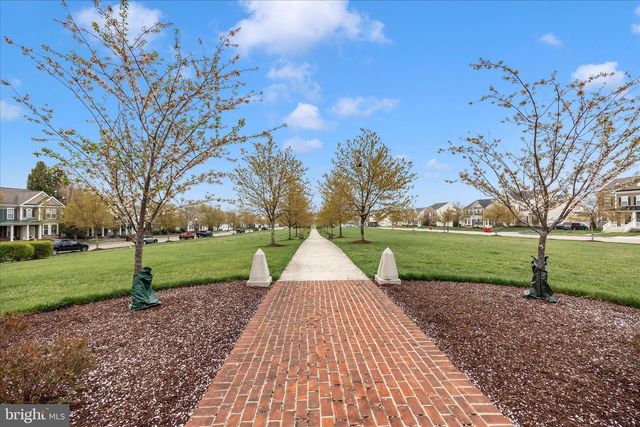 205 UNION RIDGE DR, Charles Town, WV 25414