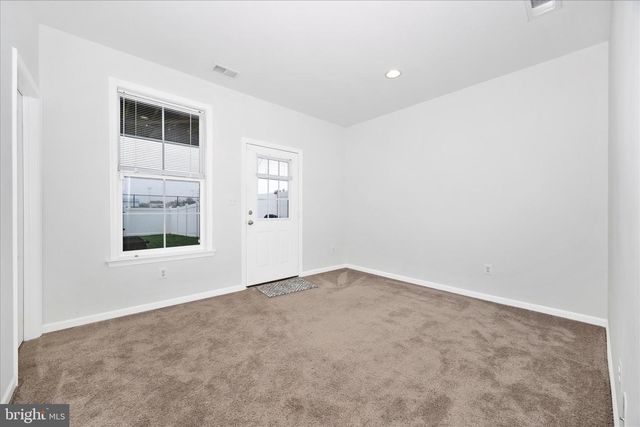 205 UNION RIDGE DR, Charles Town, WV 25414