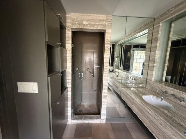 5301 Judalon Lane, Houston, TX 77056