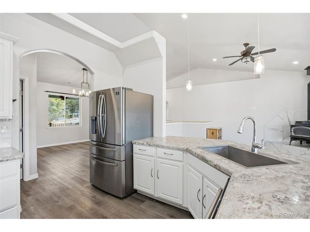 455 Quartz Dr, Twin Lakes, CO 81251