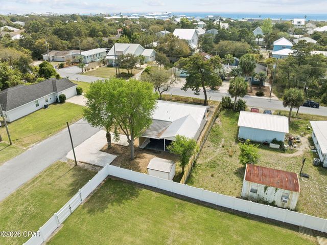 22604 Hilltop Avenue, Panama City Beach, FL 32413