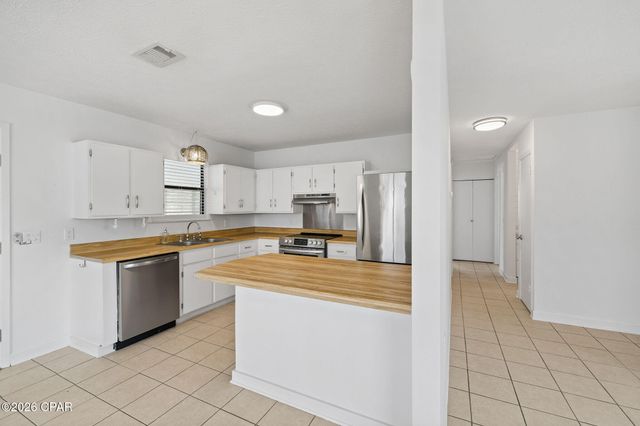 22604 Hilltop Avenue, Panama City Beach, FL 32413