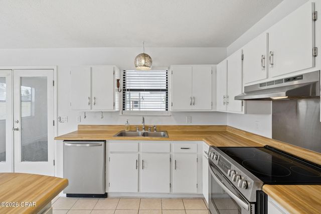 22604 Hilltop Avenue, Panama City Beach, FL 32413