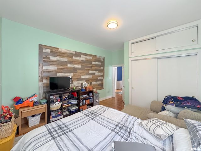 307 NW CROSS Street, Mt Sterling, IL 62353