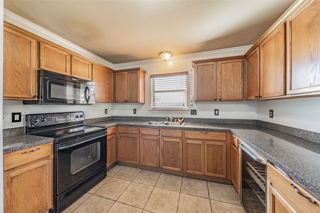 2315 Rogers Avenue, Lancaster, TX 75134