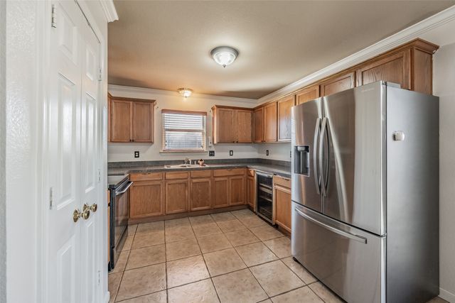 2315 Rogers Avenue, Lancaster, TX 75134