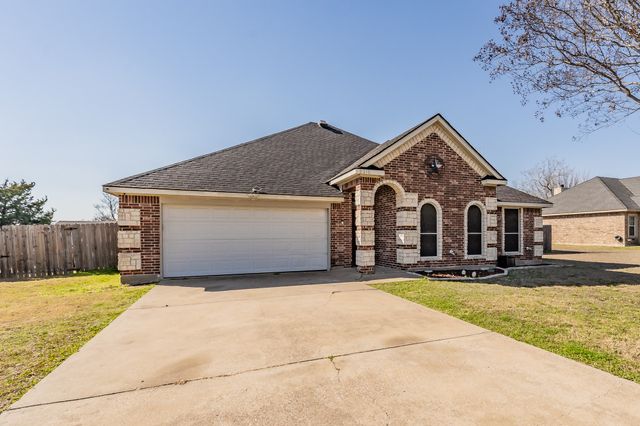 2315 Rogers Avenue, Lancaster, TX 75134