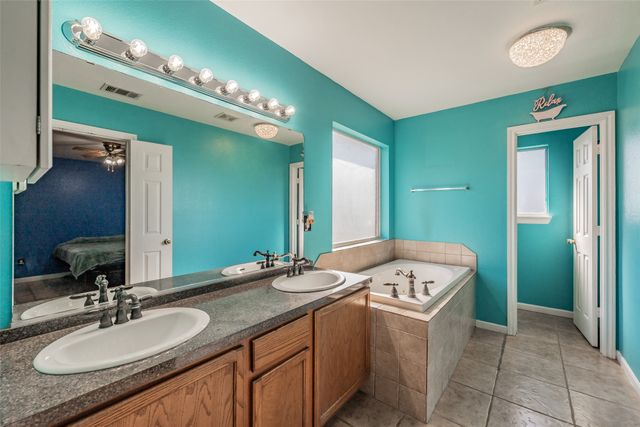 2315 Rogers Avenue, Lancaster, TX 75134