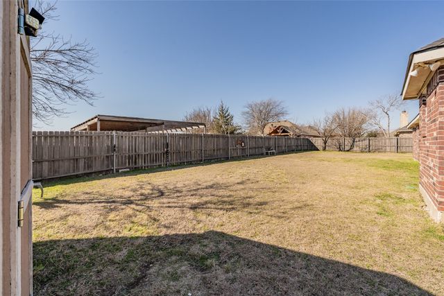 2315 Rogers Avenue, Lancaster, TX 75134