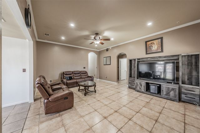 2315 Rogers Avenue, Lancaster, TX 75134