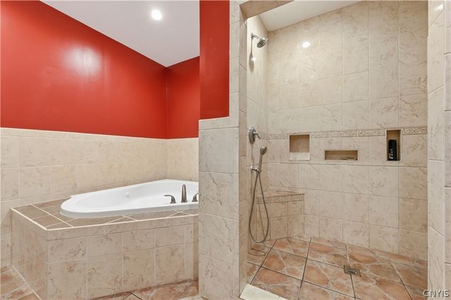 8362 Pinecrest Drive, Rome, NY 13440