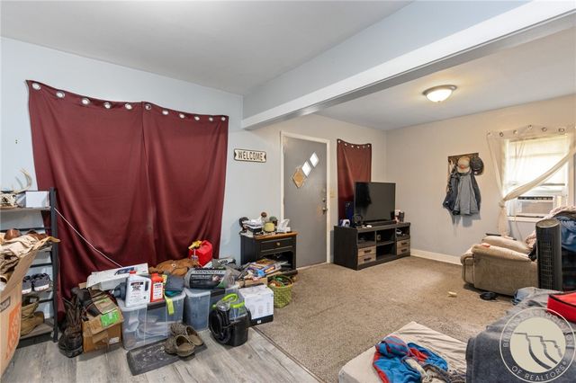 27 Monroe Street, Billings, MT 59101