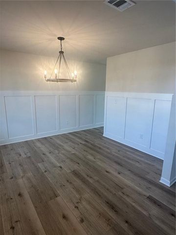676 Rodeo Drive, Auburn, GA 30011