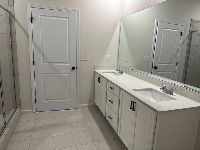 676 Rodeo Drive, Auburn, GA 30011