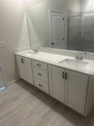 676 Rodeo Drive, Auburn, GA 30011