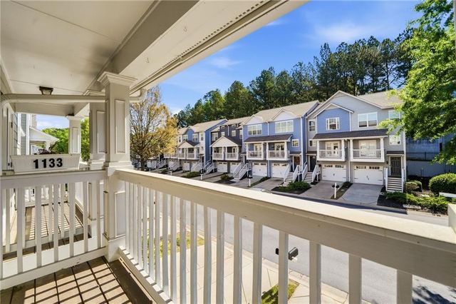 1129 Liberty Parkway NW, Atlanta, GA 30318