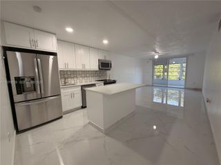 7000 NW 17th Street 320, Plantation, FL 33313