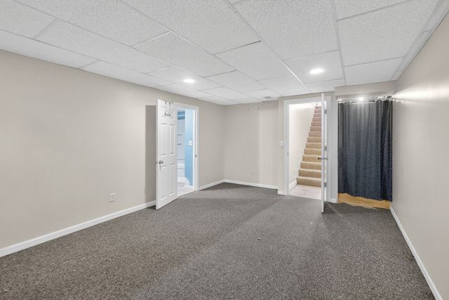 3925 South Pointe Drive B, Dekalb, IL 60115