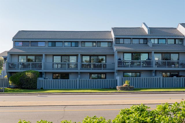 947 Ocean Blvd Unit 16, Hampton, NH 03842