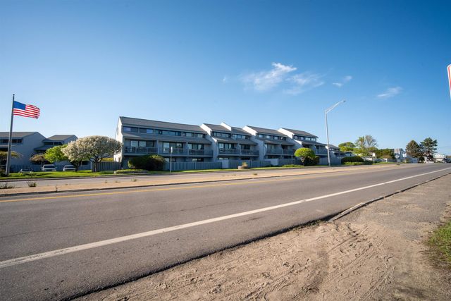 947 Ocean Blvd Unit 16, Hampton, NH 03842