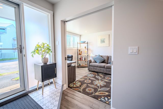 947 Ocean Blvd Unit 16, Hampton, NH 03842