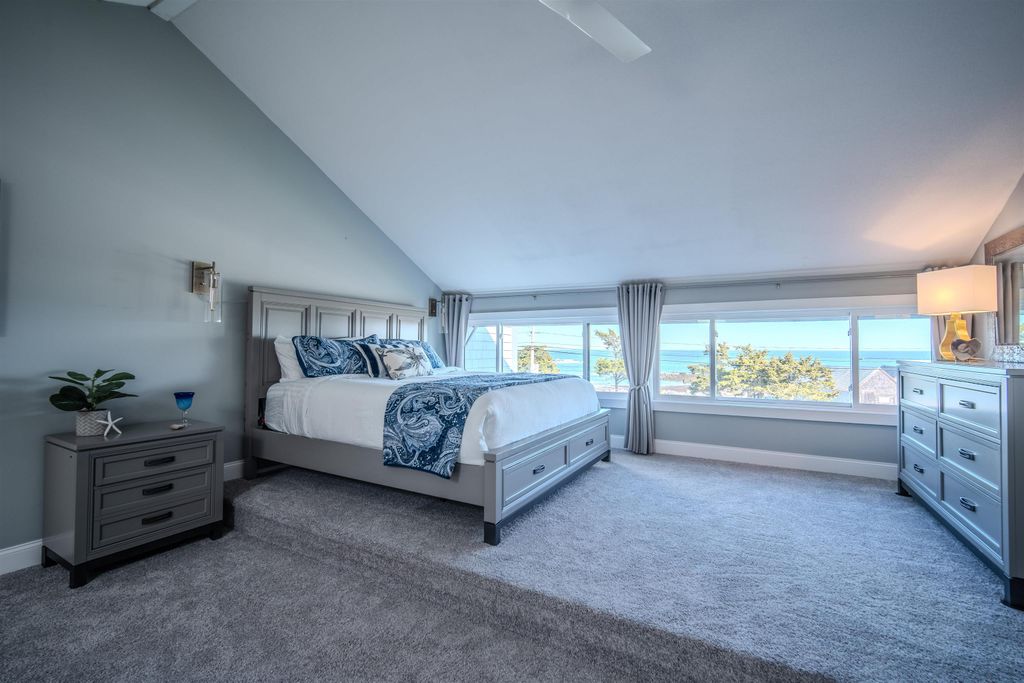 947 Ocean Blvd Unit 16, Hampton, NH 03842