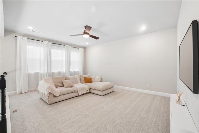 1517 Parker Stone Boulevard, Denton, TX 76210