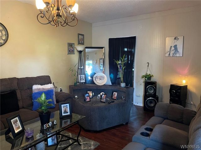 28 Townsend Street, Buffalo, NY 14206