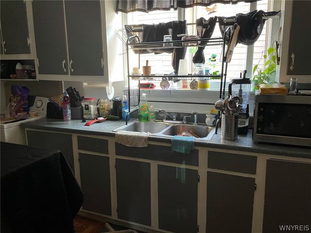28 Townsend Street, Buffalo, NY 14206