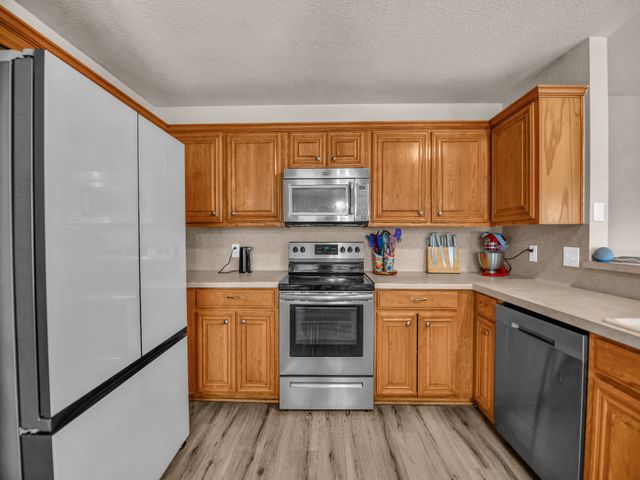 210 Wellington Trail, Weatherford, TX 76085
