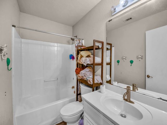 210 Wellington Trail, Weatherford, TX 76085