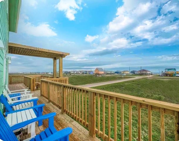 226 Bay Avenue, Freeport, TX 77541