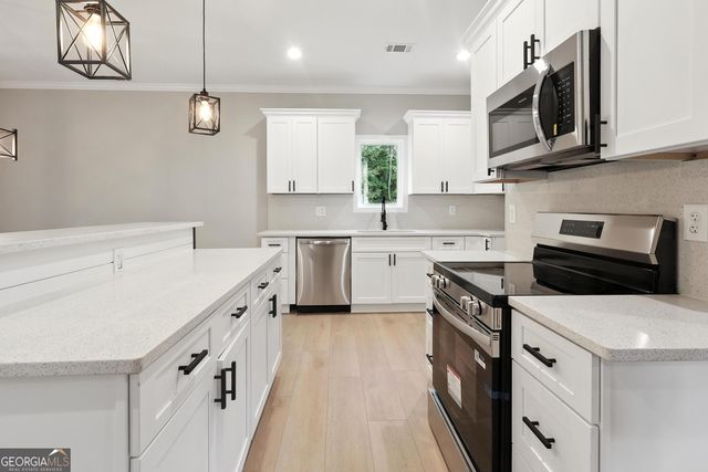 212 Brad Street, Royston, GA 30662