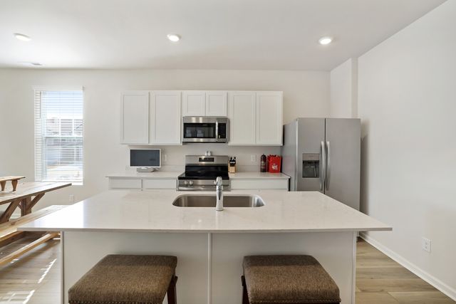 1653 Manuka Ln, Columbia, TN 38401